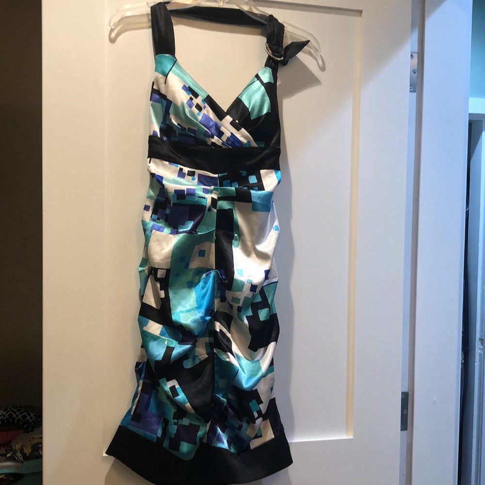 Le Chateau halter dress size small